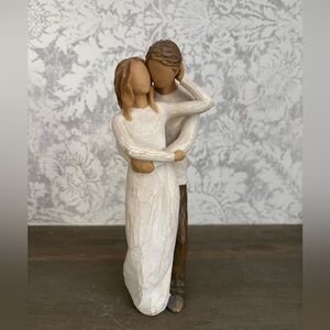 Willow Tree Embracing Couple Figurine(together)